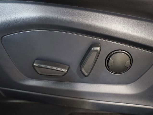 Certified 2025 Ford Explorer ST-Line AWD/4WD image 23