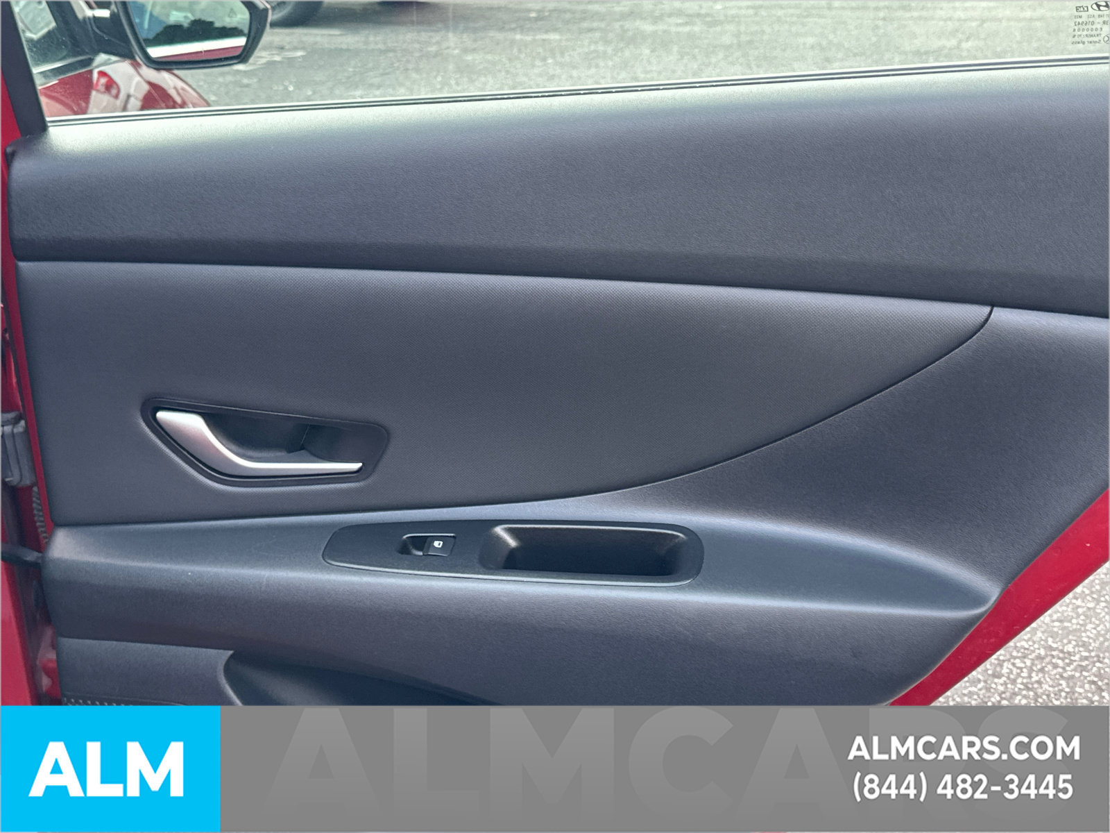 Used 2025 Hyundai Elantra SEL FWD image 18