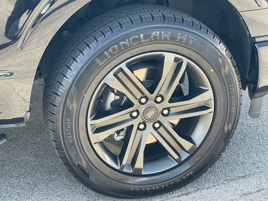 Certified 2021 Ford F150 XLT w/ Equipment Group 302A High image 10