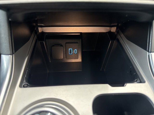 Certified 2022 Ford Explorer XLT w/ Equipment Group 202A image 26