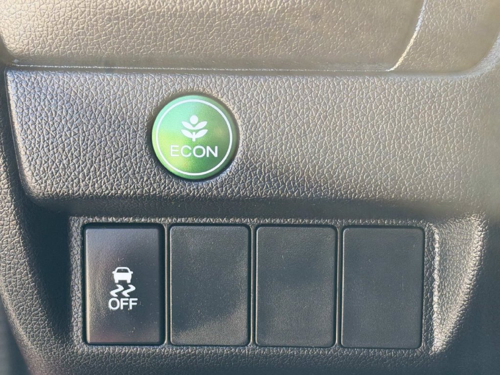 Used 2017 Honda Fit LX image 26
