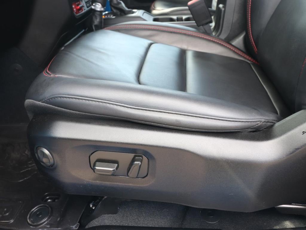 Used 2024 Jeep Wrangler Unlimited Rubicon image 18