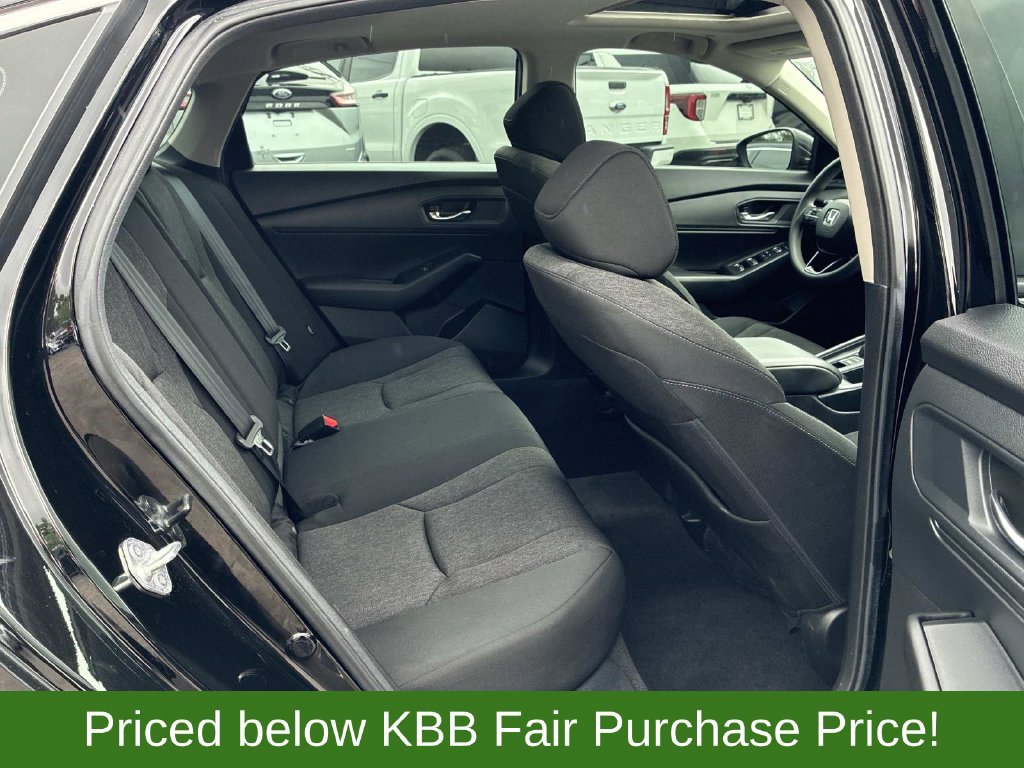 Used 2023 Honda Accord EX image 10