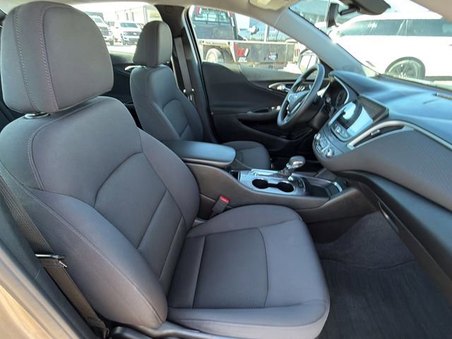 Used 2022 Chevrolet Malibu LS w/ Driver Confidence Package image 11