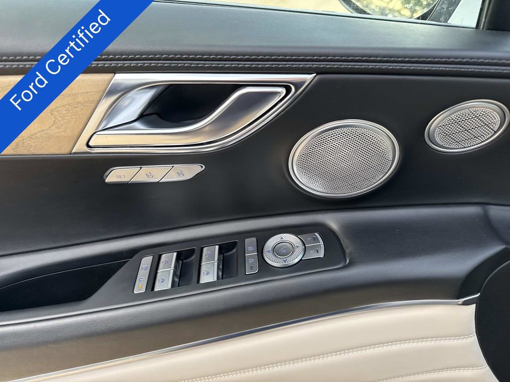 Used 2024 Genesis GV80 3.5T w/ Advanced Package image 22