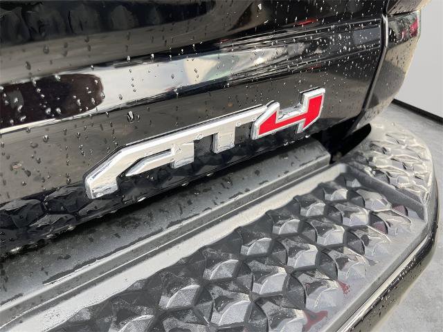 Used 2023 GMC Canyon AT4 w/ AT4 Premium Package image 10
