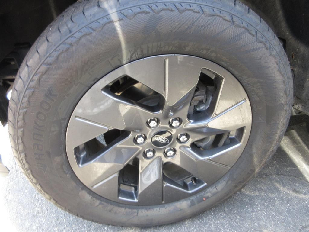 Certified 2024 Ford F150 Lightning Flash AWD/4WD image 5