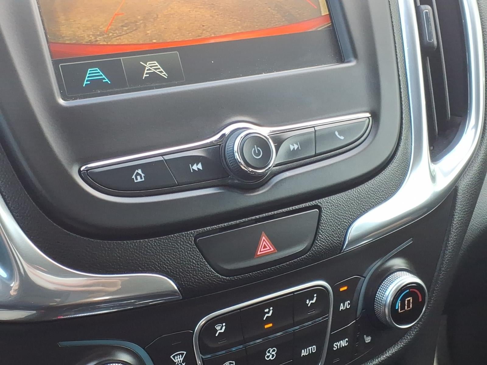 Used 2018 Chevrolet Equinox LT FWD image 28