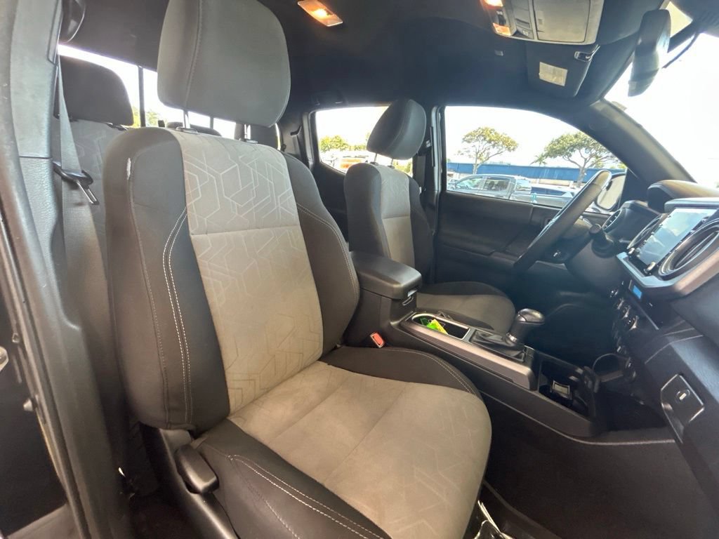 Used 2023 Toyota Tacoma TRD Off-Road w/ Technology Package RWD image 27