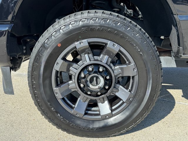 Certified 2024 Ford F250 Lariat w/ Sport Appearance Package image 16