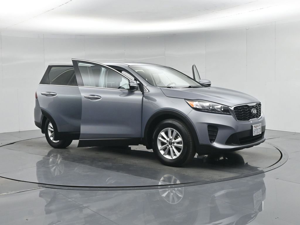 Used 2020 Kia Sorento LX image 54