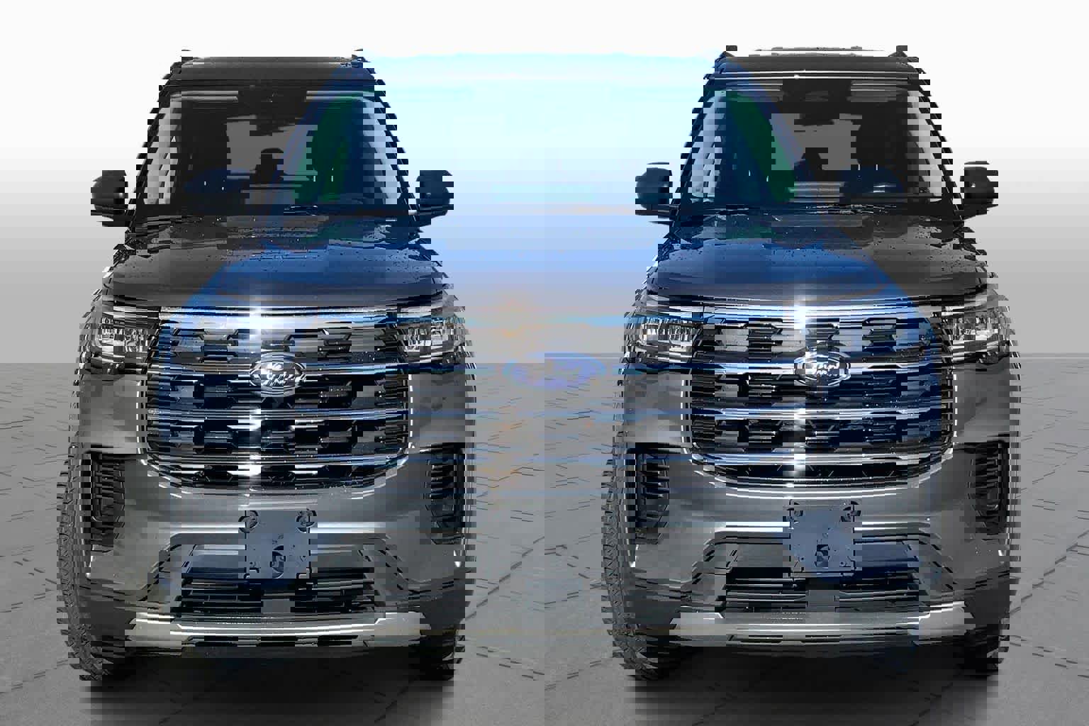 Certified 2025 Ford Explorer Active RWD image 6