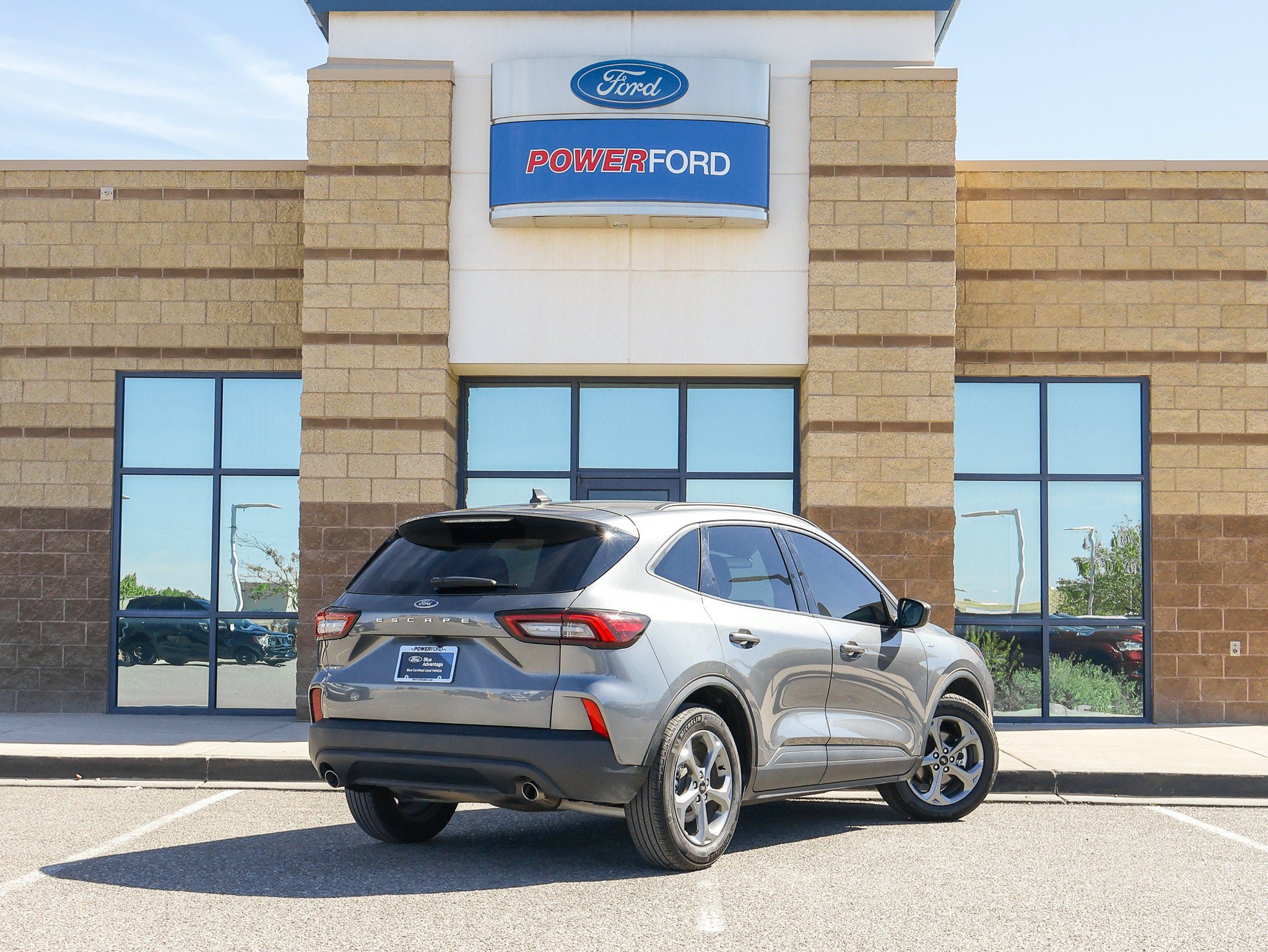 Certified 2025 Ford Escape ST-Line FWD image 6