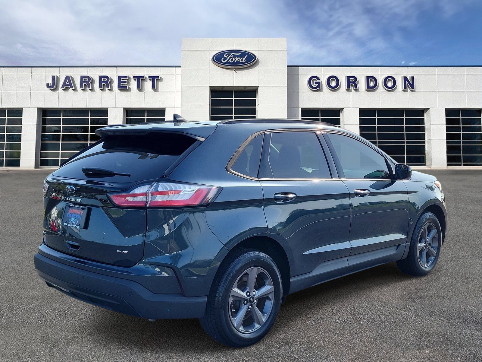 Certified 2023 Ford Edge SEL w/ Sport Appearance Package AWD/4WD image 4