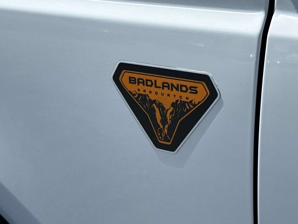 Certified 2025 Ford Bronco Badlands AWD/4WD image 12
