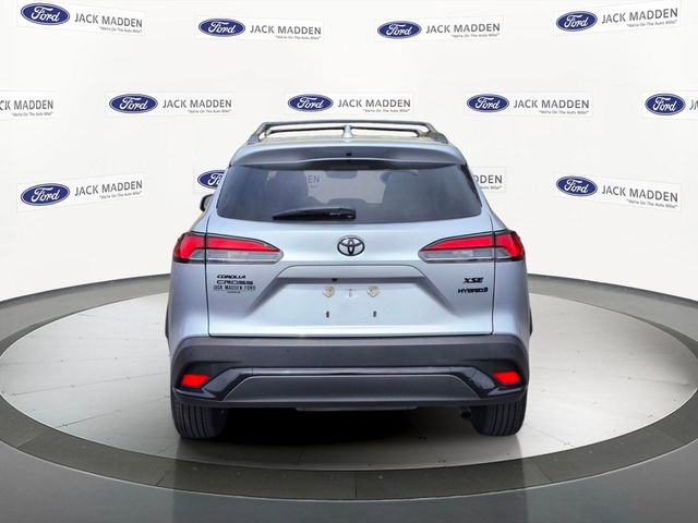 Used 2024 Toyota Corolla Cross AWD Hybrid w/ Convenience Package image 4