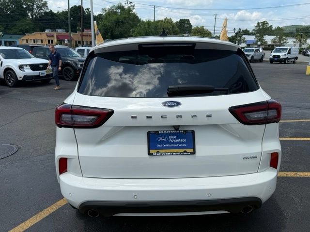 Certified 2024 Ford Escape ST-Line w/ Tech Pack #1 AWD/4WD image 8