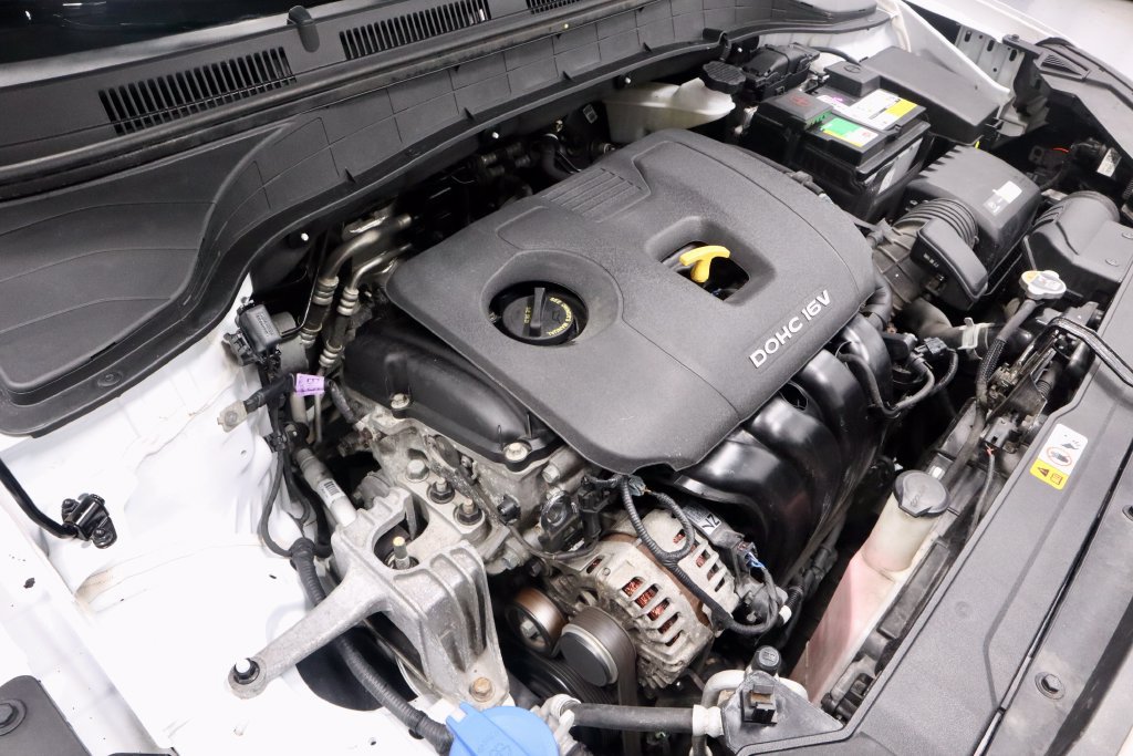 Used 2021 Hyundai Kona SE AWD/4WD image 17