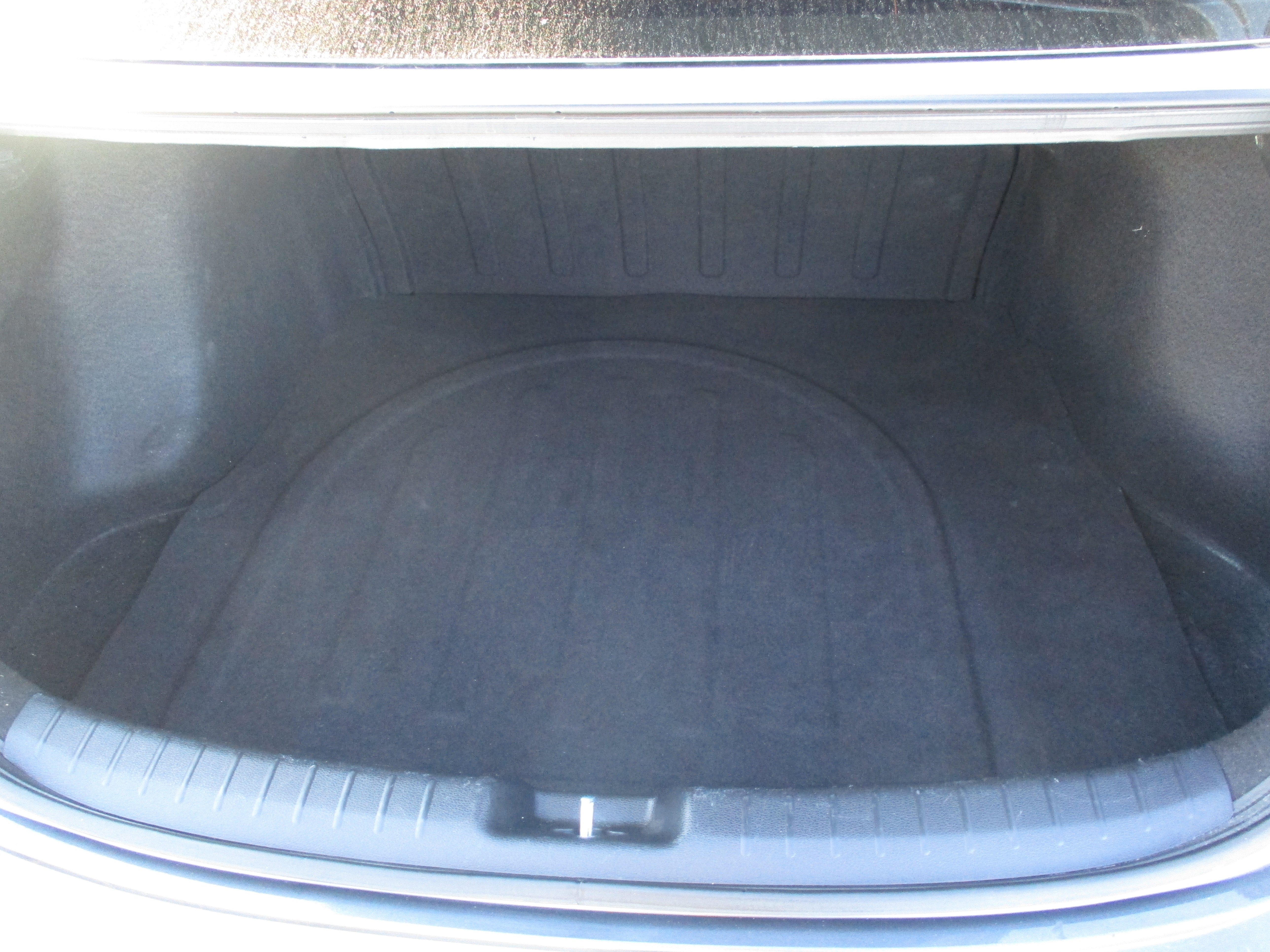 Used 2023 Kia Forte LX image 11