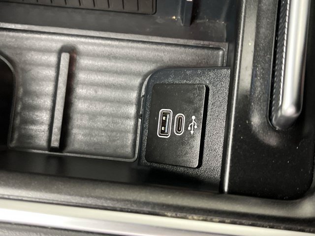 Certified 2025 Ford Expedition Active AWD/4WD image 29