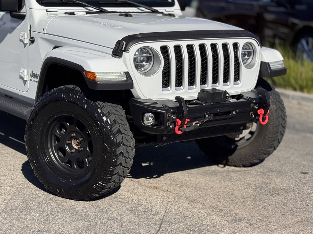 Used 2020 Jeep Gladiator Overland image 3