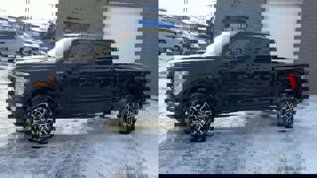 Certified 2022 Ford F150 XL w/ STX Appearance Package image 6