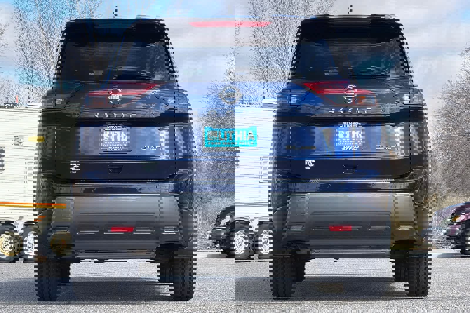 Used 2024 Nissan Rogue SL w/ SL Premium Package image 4