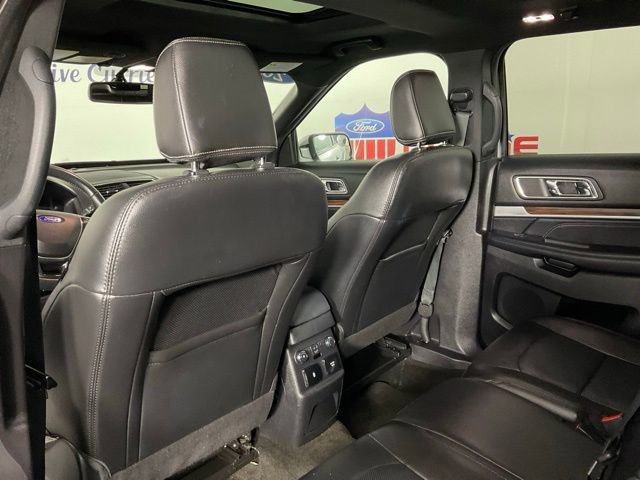 Certified 2018 Ford Explorer Limited image 15