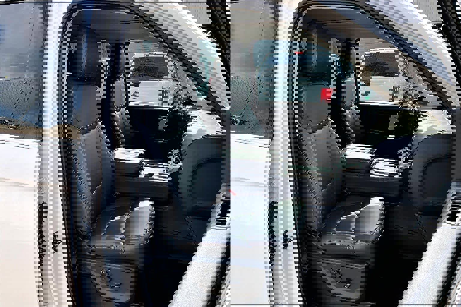 Certified 2025 Ford Expedition Max Active image 12