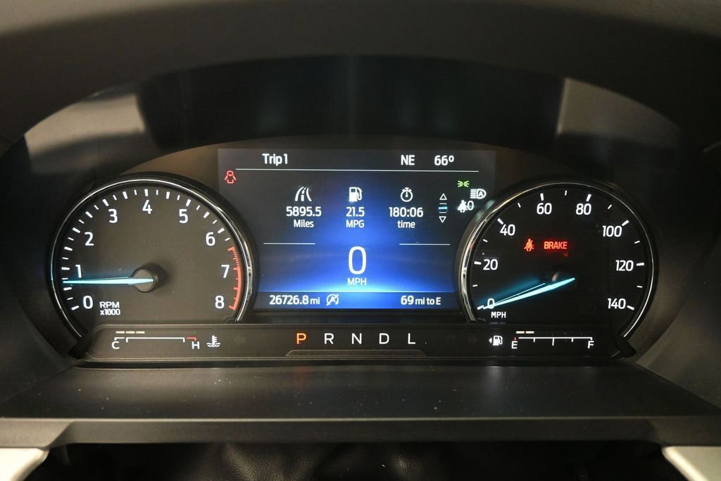 Certified 2024 Ford Explorer XLT RWD image 12