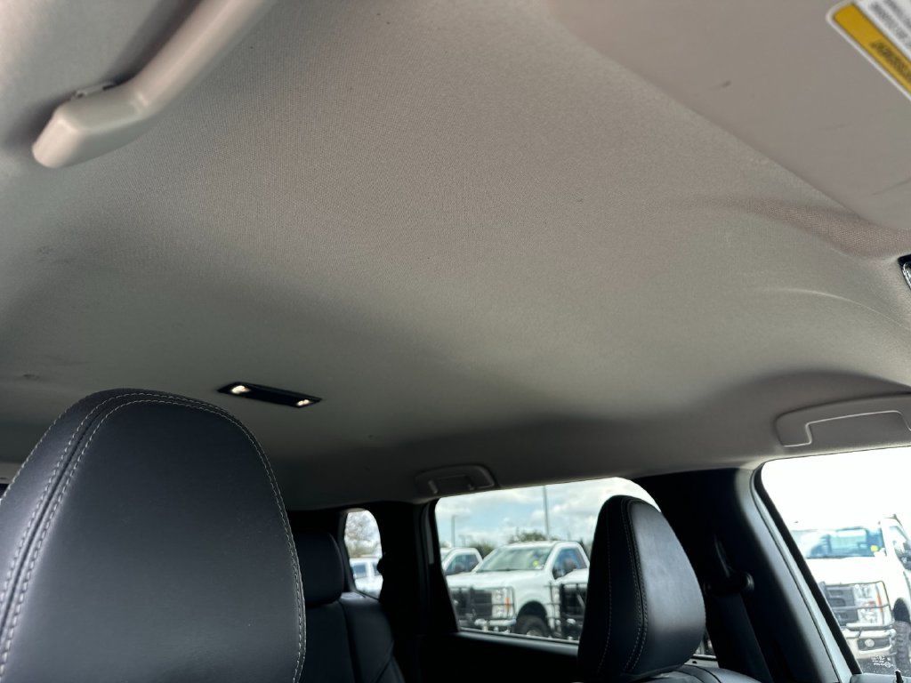 Used 2025 Mitsubishi Outlander SE FWD image 17