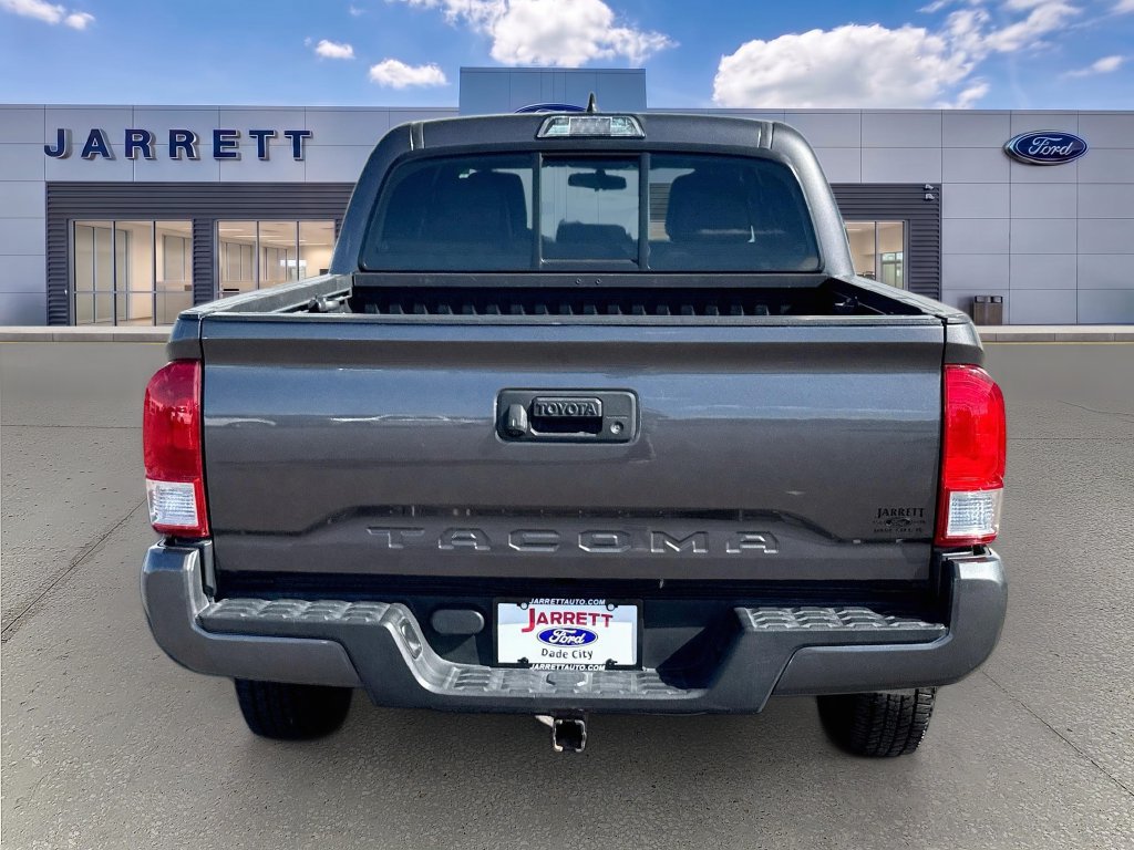 Used 2017 Toyota Tacoma SR RWD image 6