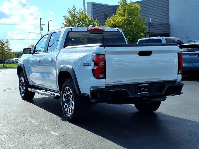 Used 2024 Chevrolet Colorado Z71 w/ Z71 Convenience Package 2 AWD/4WD image 6
