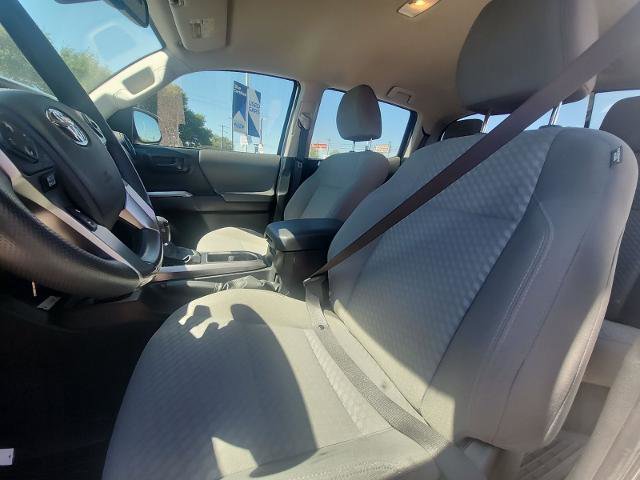 Used 2022 Toyota Tacoma SR5 RWD image 12