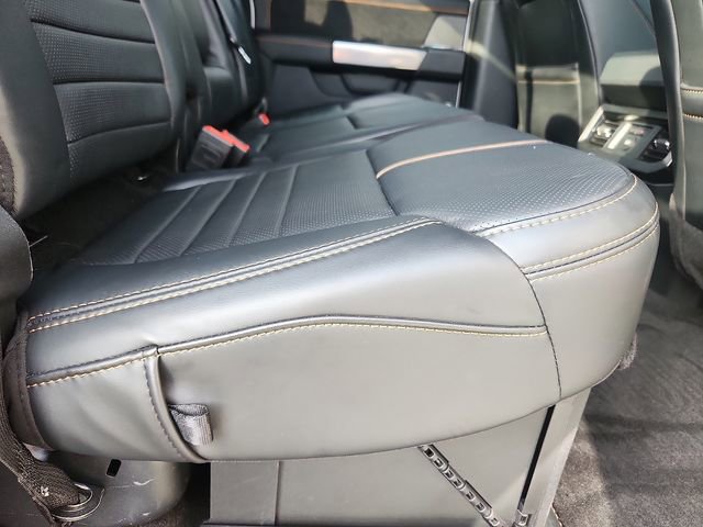 Certified 2024 Ford F350 Platinum w/ FX4 Off-Road Package image 30