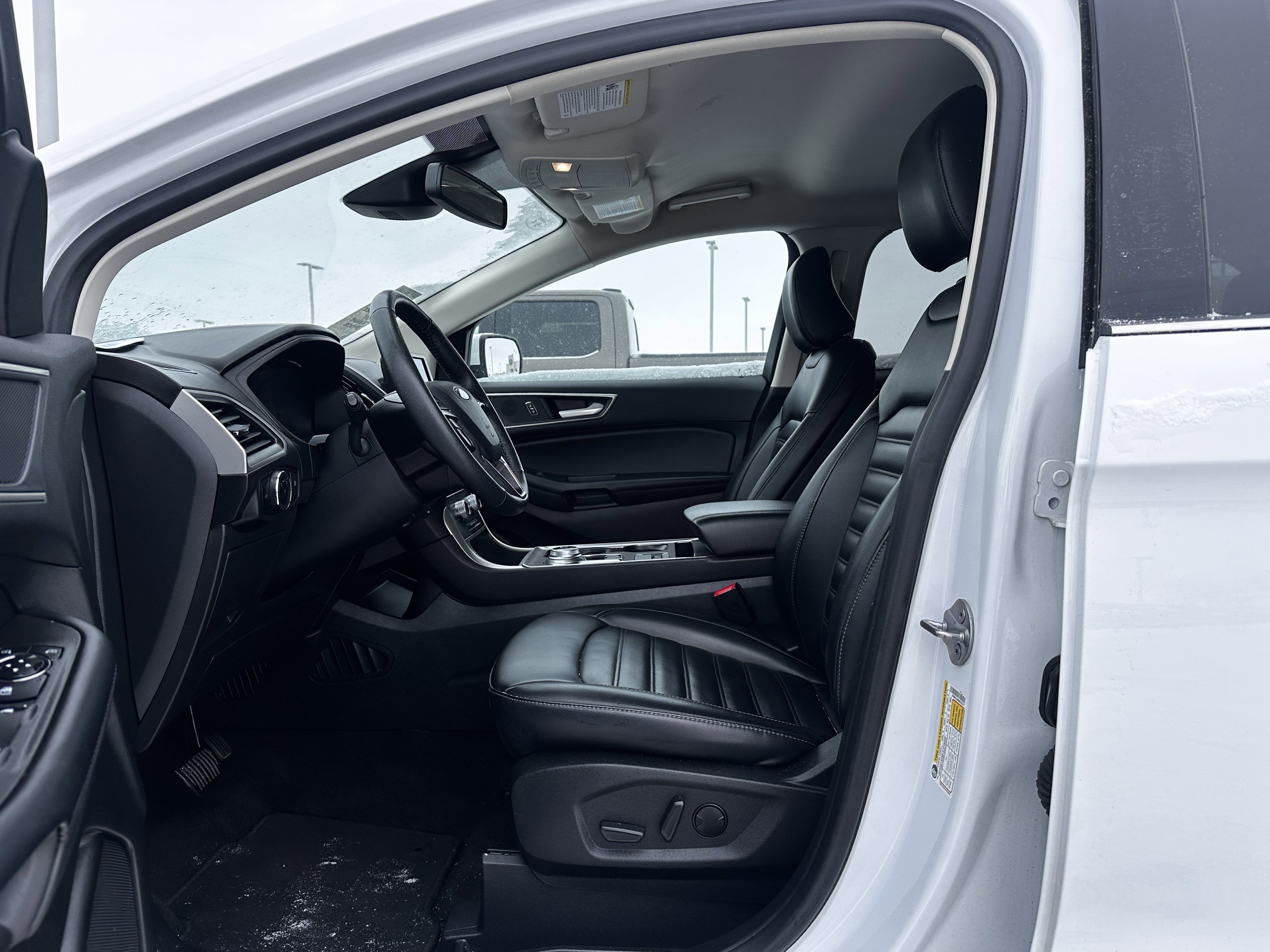 Certified 2024 Ford Edge SEL image 18