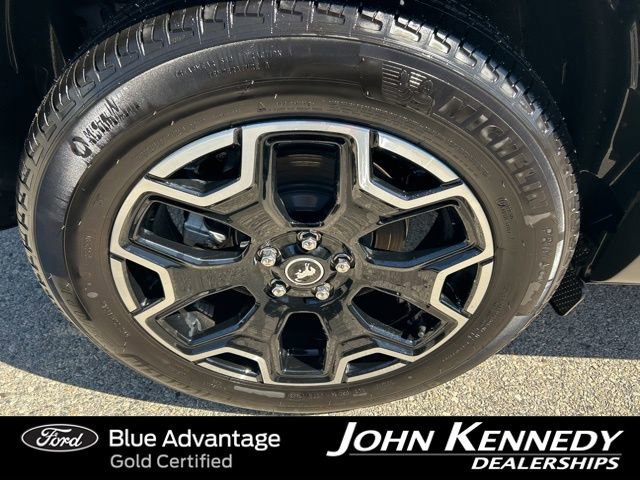 Certified 2025 Ford Bronco Sport Outer Banks w/ Outer Banks Tech Package+ AWD/4WD image 11