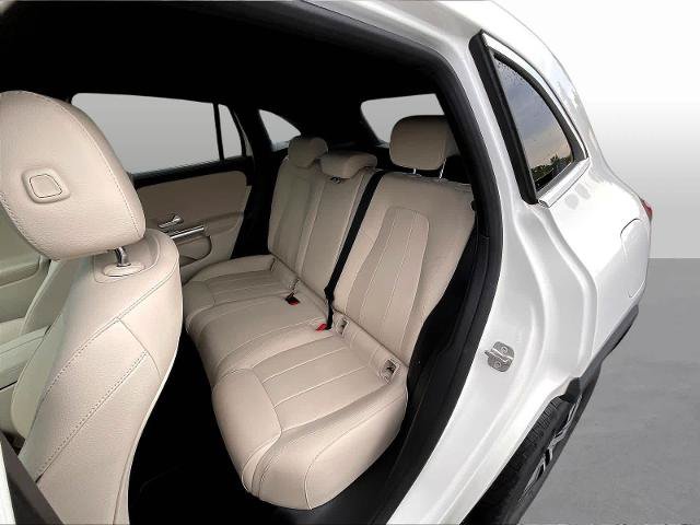 Used 2025 Mercedes-Benz GLA 250 4MATIC image 24