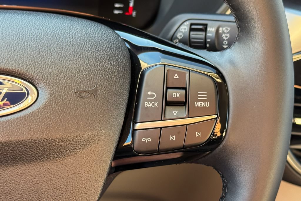 Certified 2023 Ford Escape Active AWD/4WD image 25