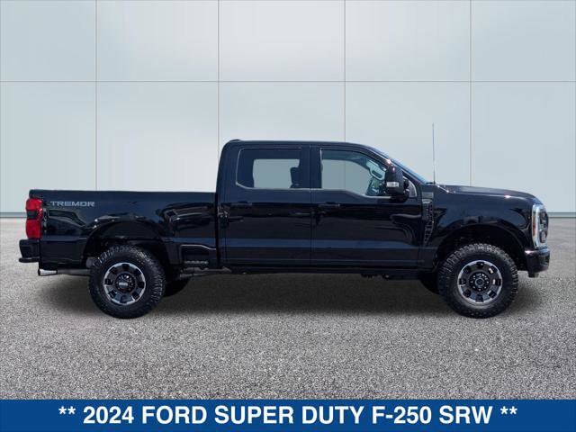 Certified 2024 Ford F250 Lariat w/ Lariat Ultimate Package AWD/4WD image 2