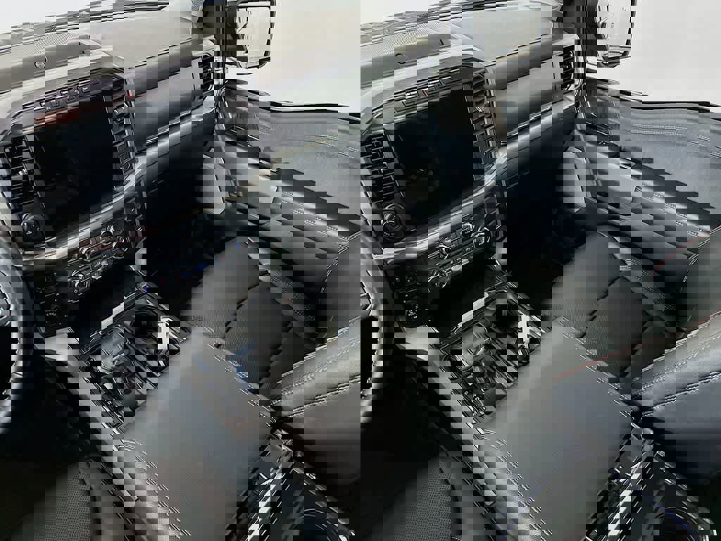 Certified 2022 Ford F150 Lariat w/ Max Trailer Tow Package image 11