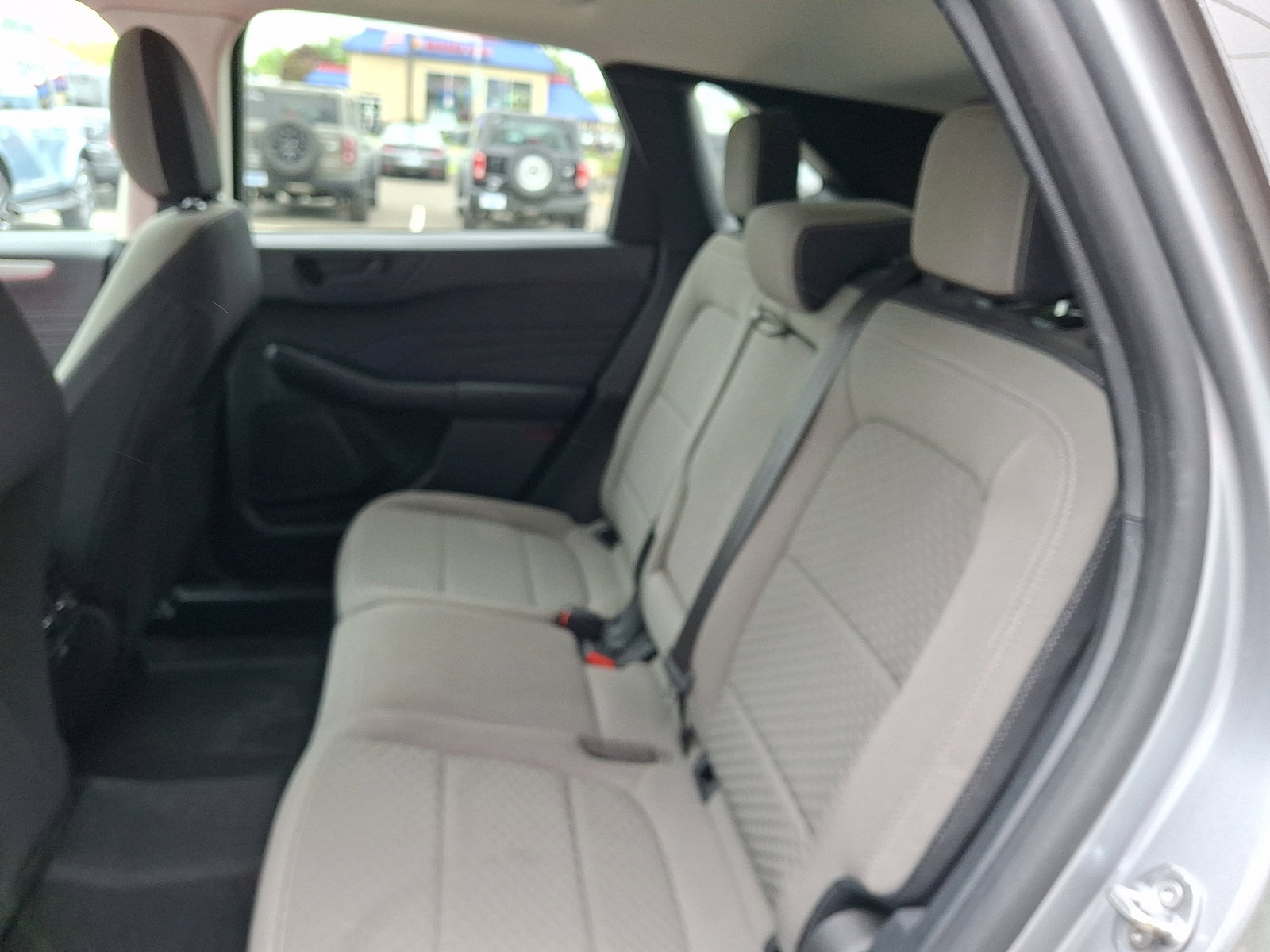 Certified 2022 Ford Escape SE w/ Convenience Package FWD image 11