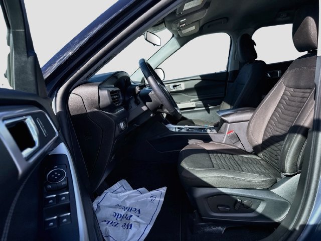 Certified 2021 Ford Explorer XLT AWD/4WD image 28