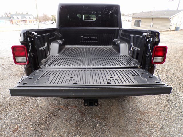 Used 2023 Jeep Gladiator Sport AWD/4WD image 7