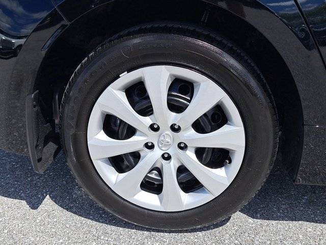 Used 2024 Toyota Corolla LE image 9