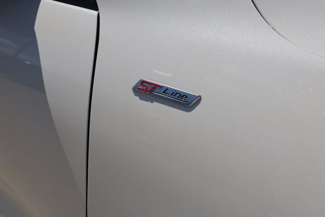 Certified 2023 Ford Escape ST-Line w/ Tech Pack #1 FWD image 9