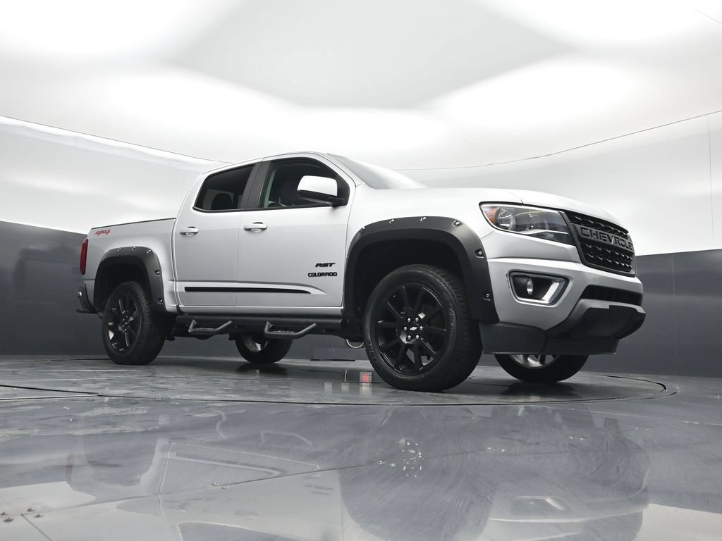 Used 2020 Chevrolet Colorado LT w/ Colorado RST Special Edition AWD/4WD image 4