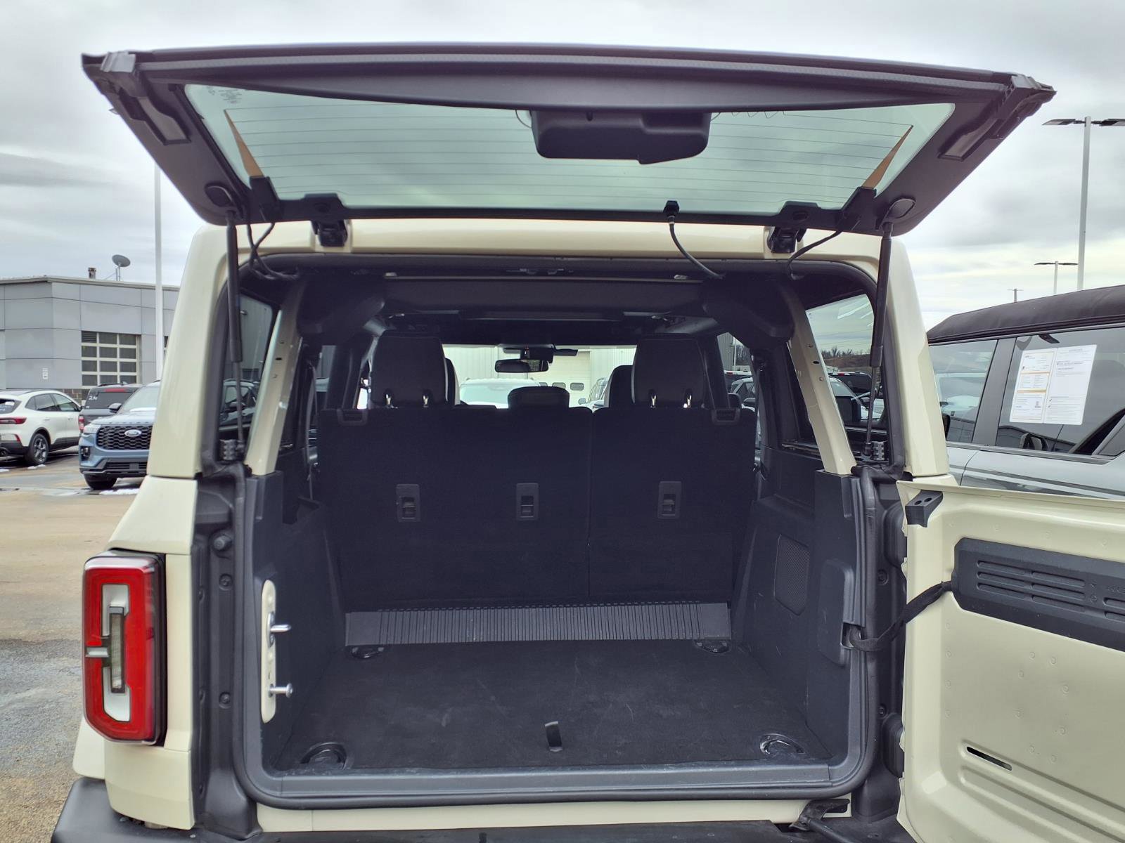 Certified 2025 Ford Bronco Outer Banks image 12