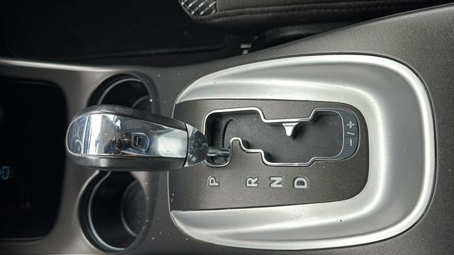 Used 2019 Dodge Journey SE w/ Blacktop Package image 26