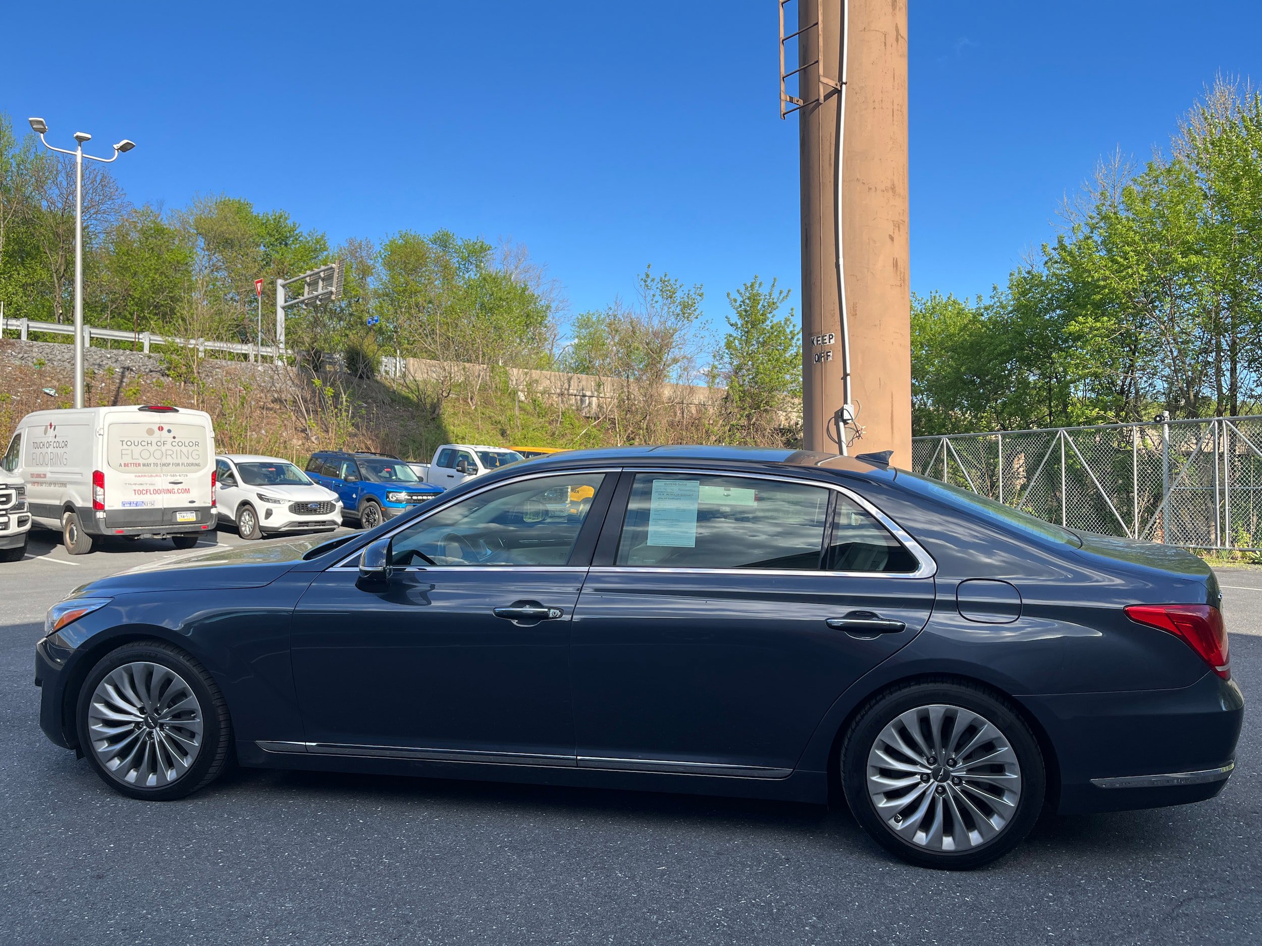 Used 2017 Genesis G90 5.0 Ultimate AWD/4WD image 5